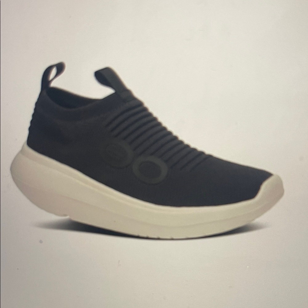 OOFOS Black and White Slip-On Sneakers